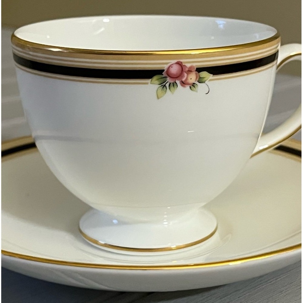 Wedgwood Clio Bone China Teacup Saucer Made In England Gold Trim Floral Vintage